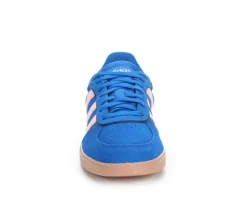 Fashion & Lifestyle|Athletics & Sneakers><noscript><img width=