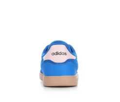 Fashion & Lifestyle|Athletics & Sneakers><noscript><img width=