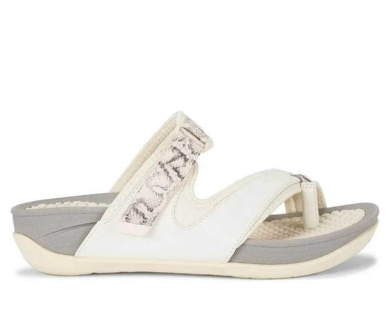 Sandals>Baretraps Women's Deserae Slip-Resistant Sandals
