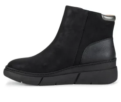 Boots & Booties><noscript><img width=