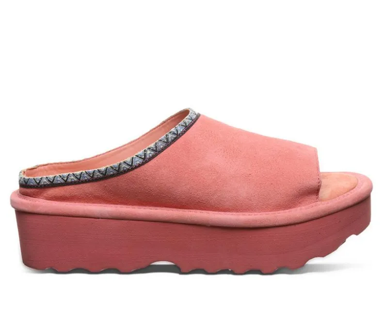 Clogs & Mules>Bearpaw Women's Navigate Platform Clogs