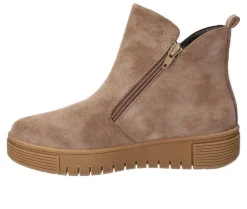 Boots & Booties><noscript><img width=