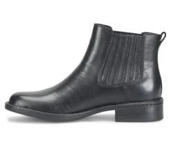 Boots & Booties><noscript><img width=