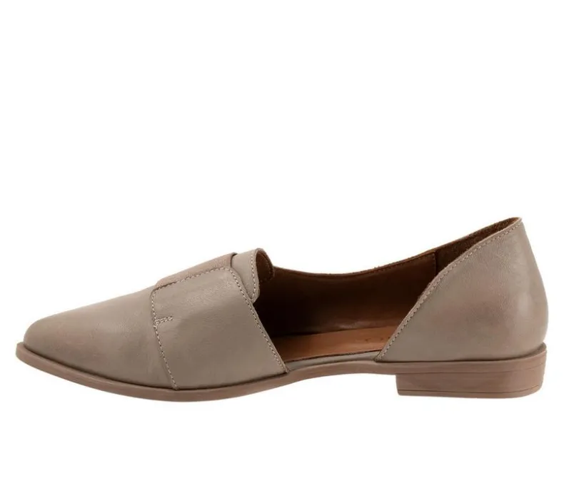Flats|Loafers & Oxfords>Bueno Women's Brenda D'Orsay Flats