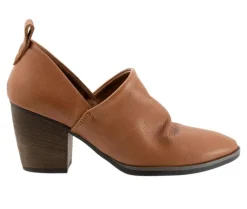 Dress>Bueno Women's Kesia Heeled Booties