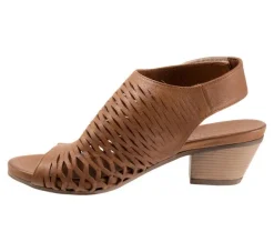 Sandals|Pumps & Heels><noscript><img width=