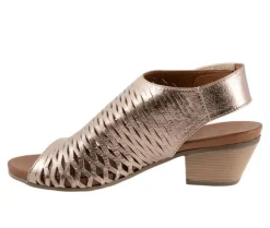 Sandals|Pumps & Heels><noscript><img width=