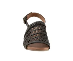 Sandals|Pumps & Heels><noscript><img width=