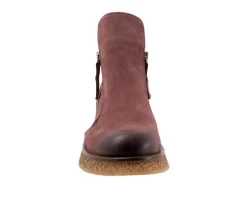 Boots & Booties><noscript><img width=