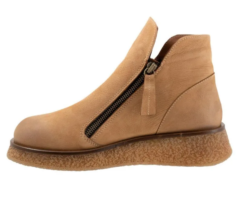 Boots & Booties>Bueno Women's Phoenix Wedge Booties
