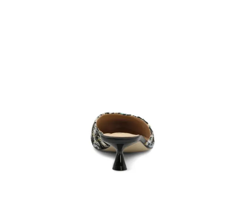 Clogs & Mules>Charles by Charles David Women's Aloe Pumps