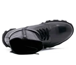 Lace Up><noscript><img width=