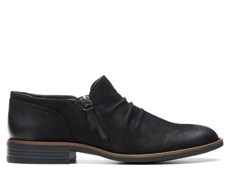 Boots & Booties>Clarks Women's Camzin Pace Low Cut Booties