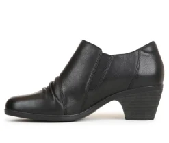 Boots & Booties><noscript><img width=