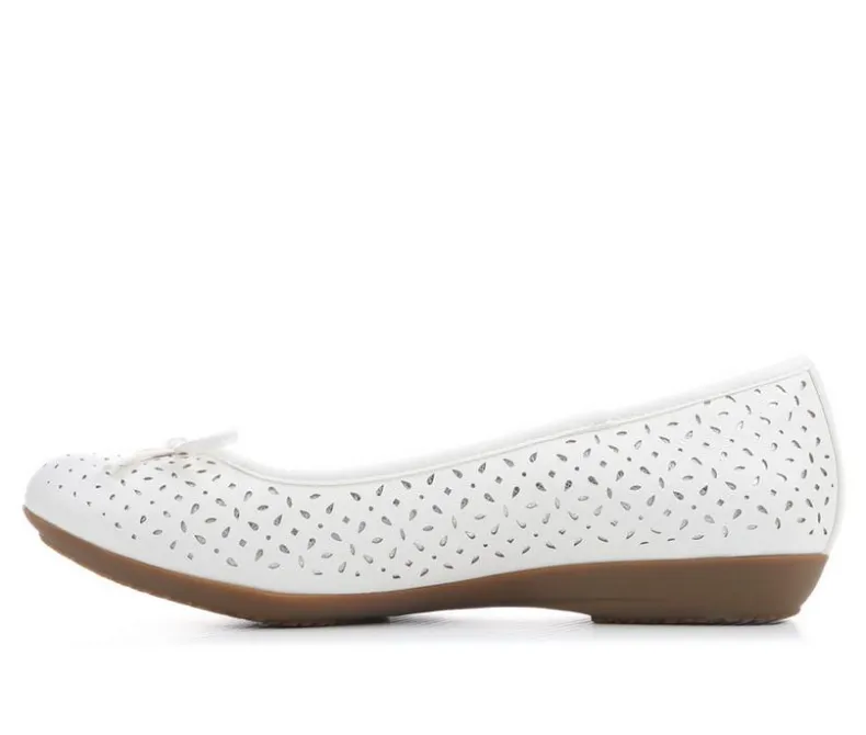 Flats>Cliffs by White Mountain Women's Chelby Flats