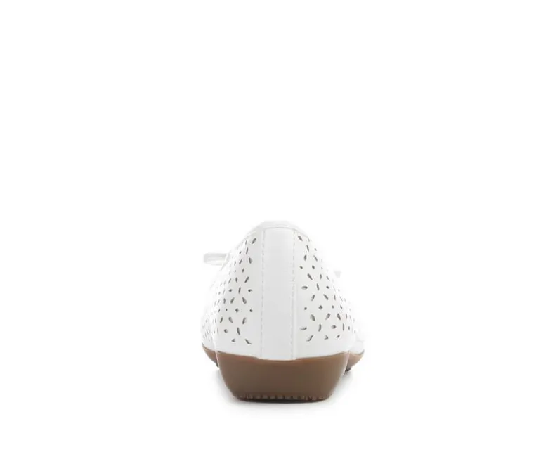 Flats>Cliffs by White Mountain Women's Chelby Flats