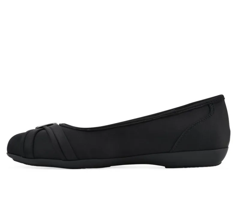 Flats>Cliffs by White Mountain Women's Calming Flats
