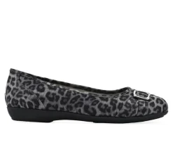 Flats>Cliffs by White Mountain Women's Calming Flats