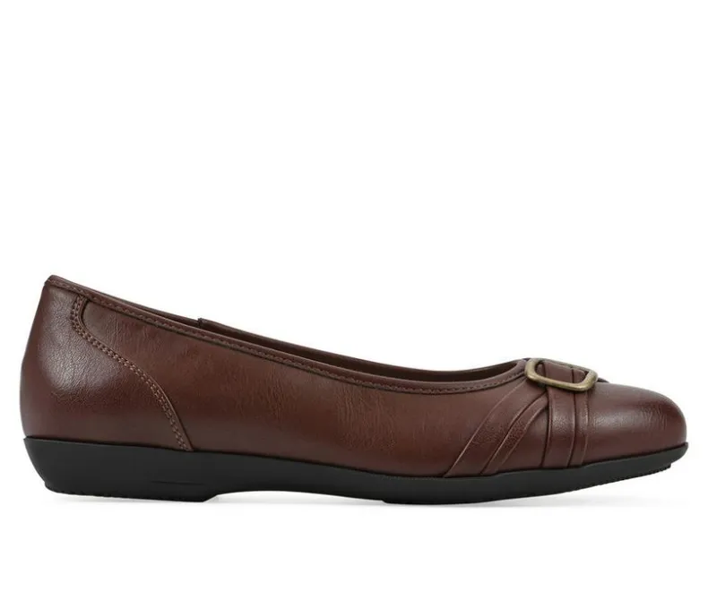 Flats>Cliffs by White Mountain Women's Calming Flats