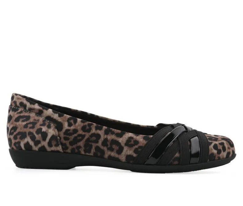 Flats>Cliffs by White Mountain Women's Chic Flats