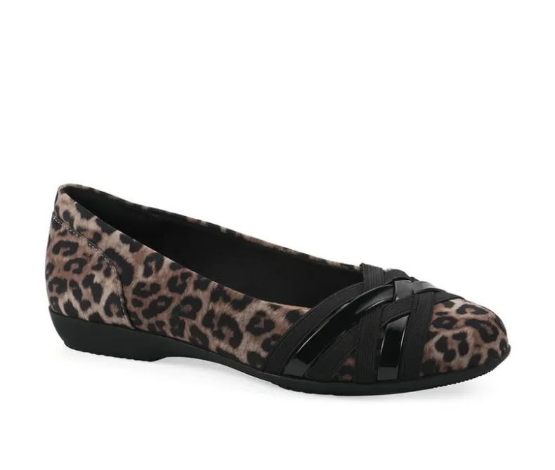 Flats>Cliffs by White Mountain Women's Chic Flats
