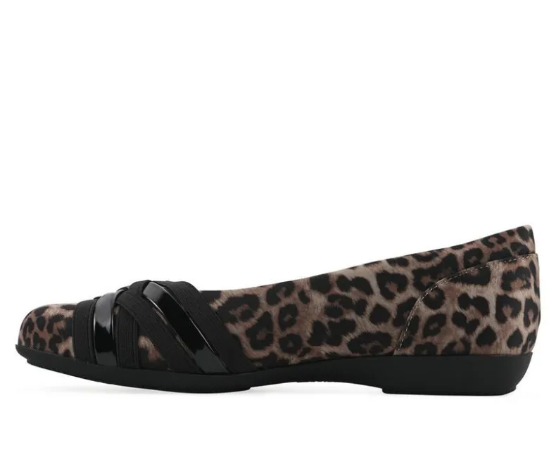 Flats>Cliffs by White Mountain Women's Chic Flats
