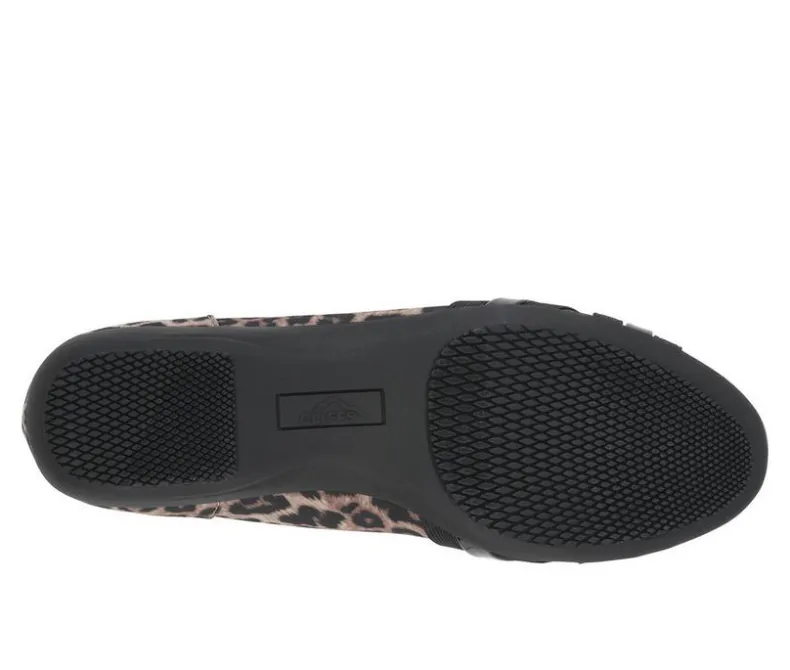 Flats>Cliffs by White Mountain Women's Chic Flats