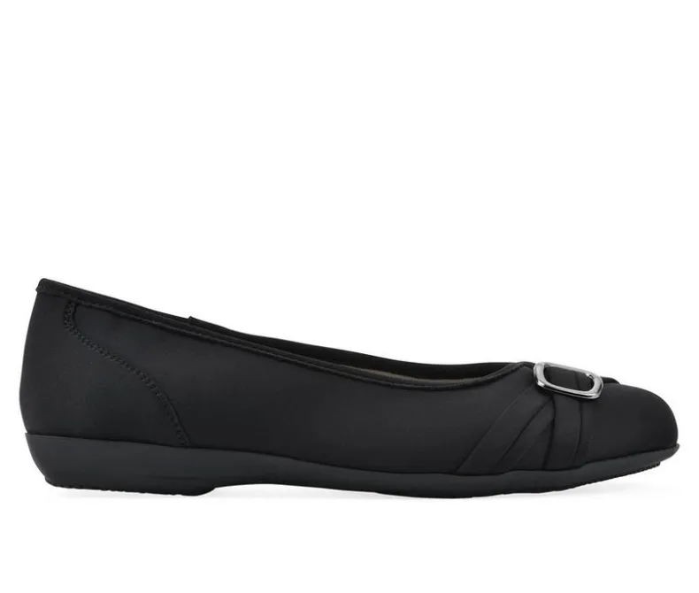 Flats>Cliffs by White Mountain Women's Calming Flats