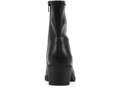 Boots & Booties><noscript><img width=