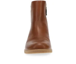 Boots & Booties><noscript><img width=