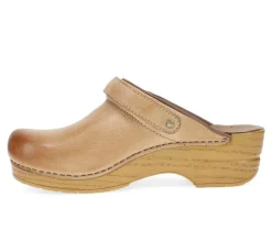 Clogs & Mules><noscript><img width=