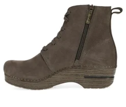 Lace Up><noscript><img width=