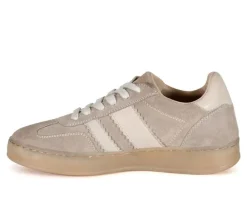 Fashion & Lifestyle|Athletics & Sneakers><noscript><img width=