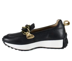 Fashion & Lifestyle><noscript><img width=