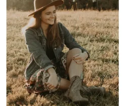 Cowboy & Western><noscript><img width=