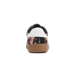 Fashion & Lifestyle|Athletics & Sneakers><noscript><img width=