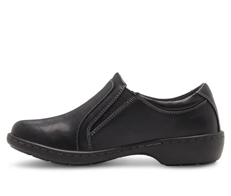 Clogs & Mules>Eastland Women's Vicky Booties