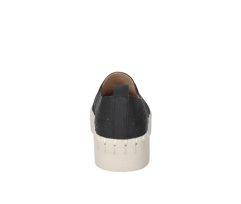 Platform>Easy Street Women's Peppy Sneakers