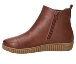 Boots & Booties><noscript><img width=
