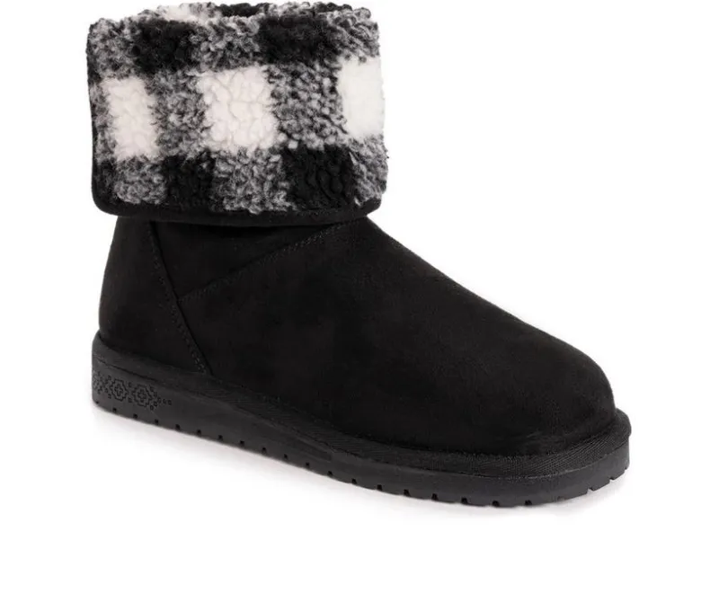 Cozy>Essentials by MUK LUKS Women's Clover Winter Booties