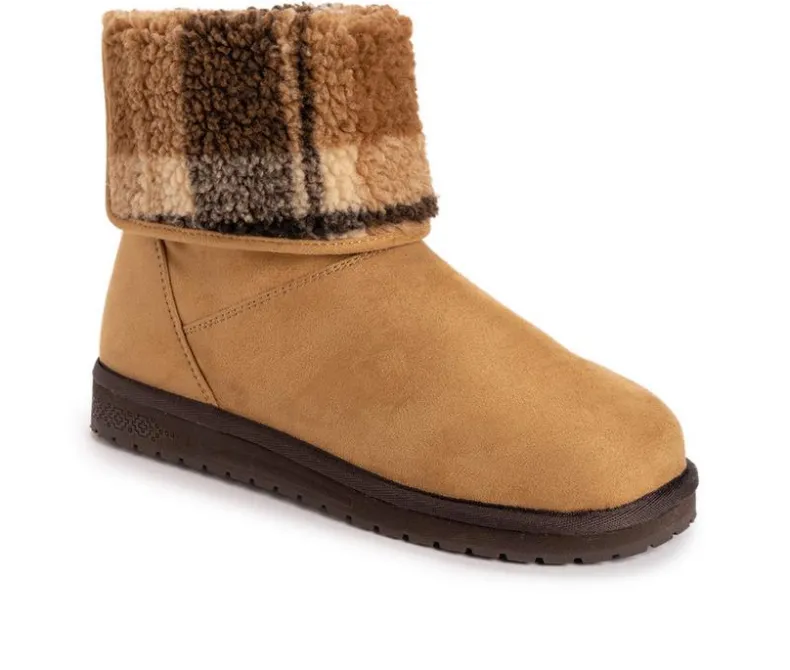 Cozy>Essentials by MUK LUKS Women's Clover Winter Booties