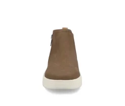 Fashion & Lifestyle|Athletics & Sneakers><noscript><img width=