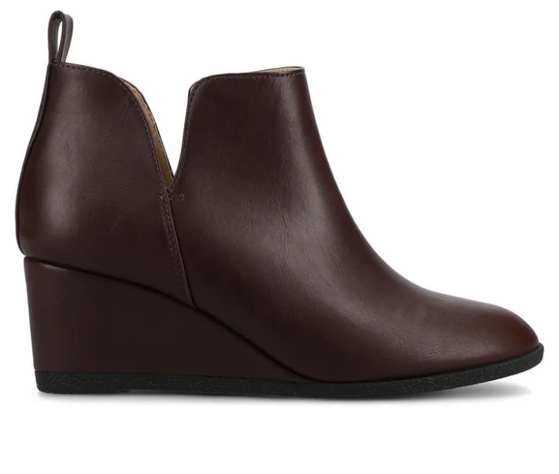 Dress>Journee Collection Women's Mylee Wedge Booties