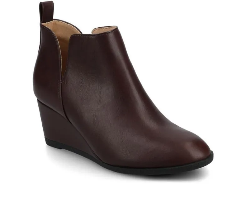 Dress>Journee Collection Women's Mylee Wedge Booties