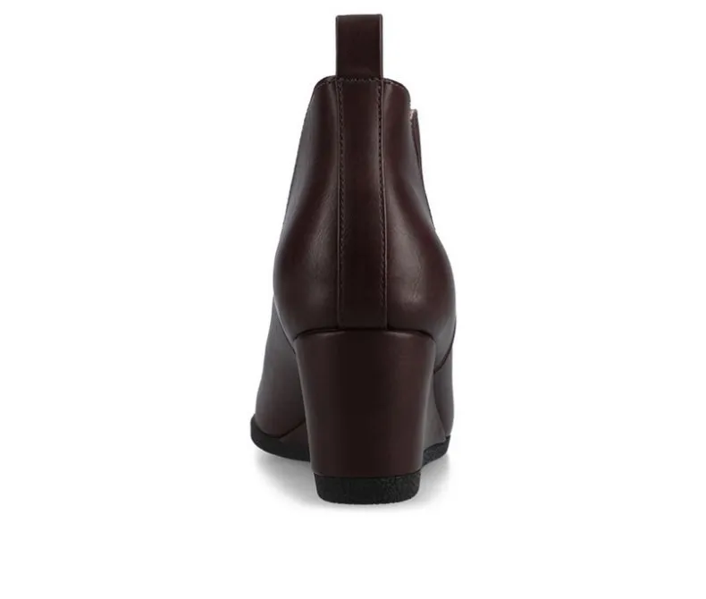 Dress>Journee Collection Women's Mylee Wedge Booties