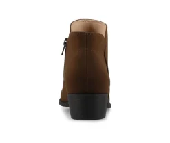 Boots & Booties><noscript><img width=