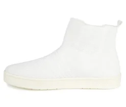 High Top><noscript><img width=