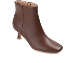 Dress>Journee Collection Women's Kelssa Booties