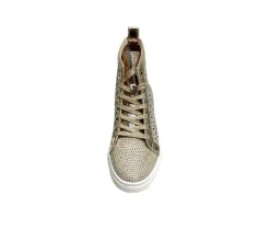 High Top><noscript><img width=