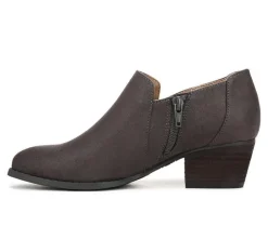 Boots & Booties><noscript><img width=